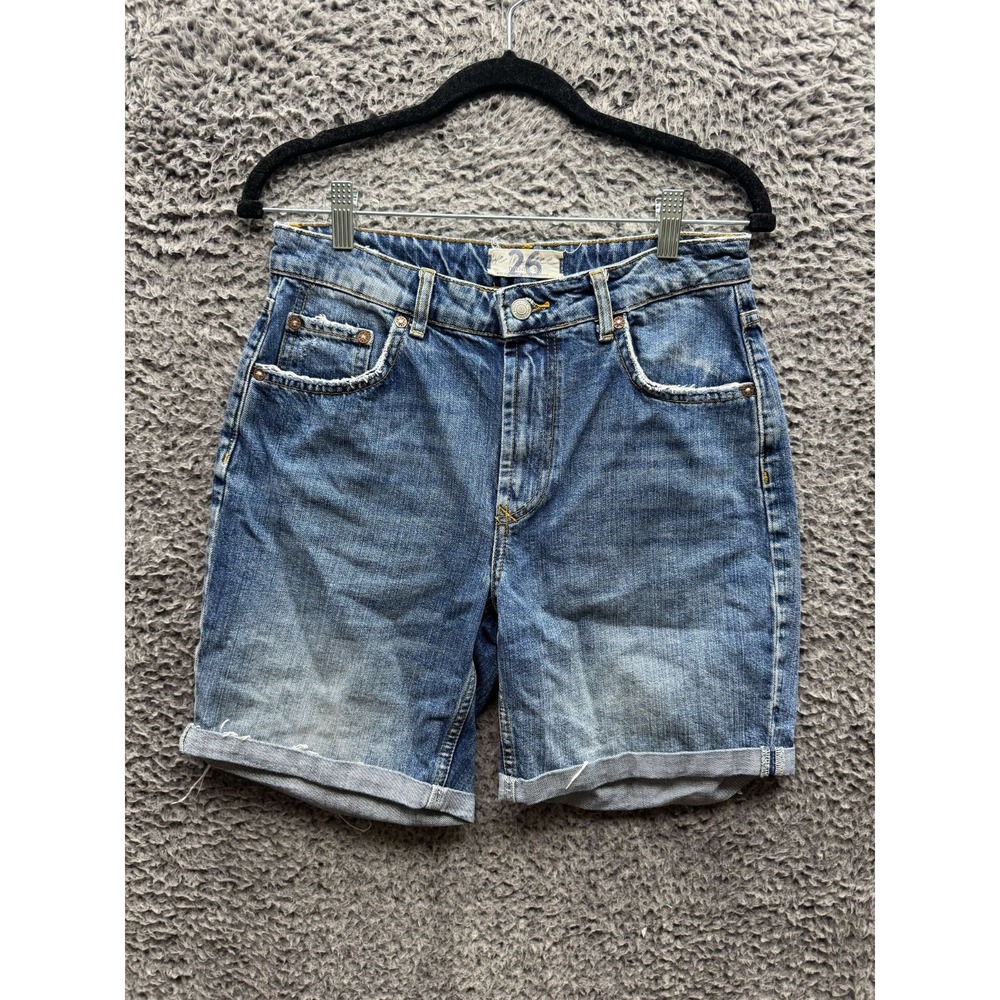 Free People Medium Wash Rolled Cuff Denim Shorts Womens Size 26